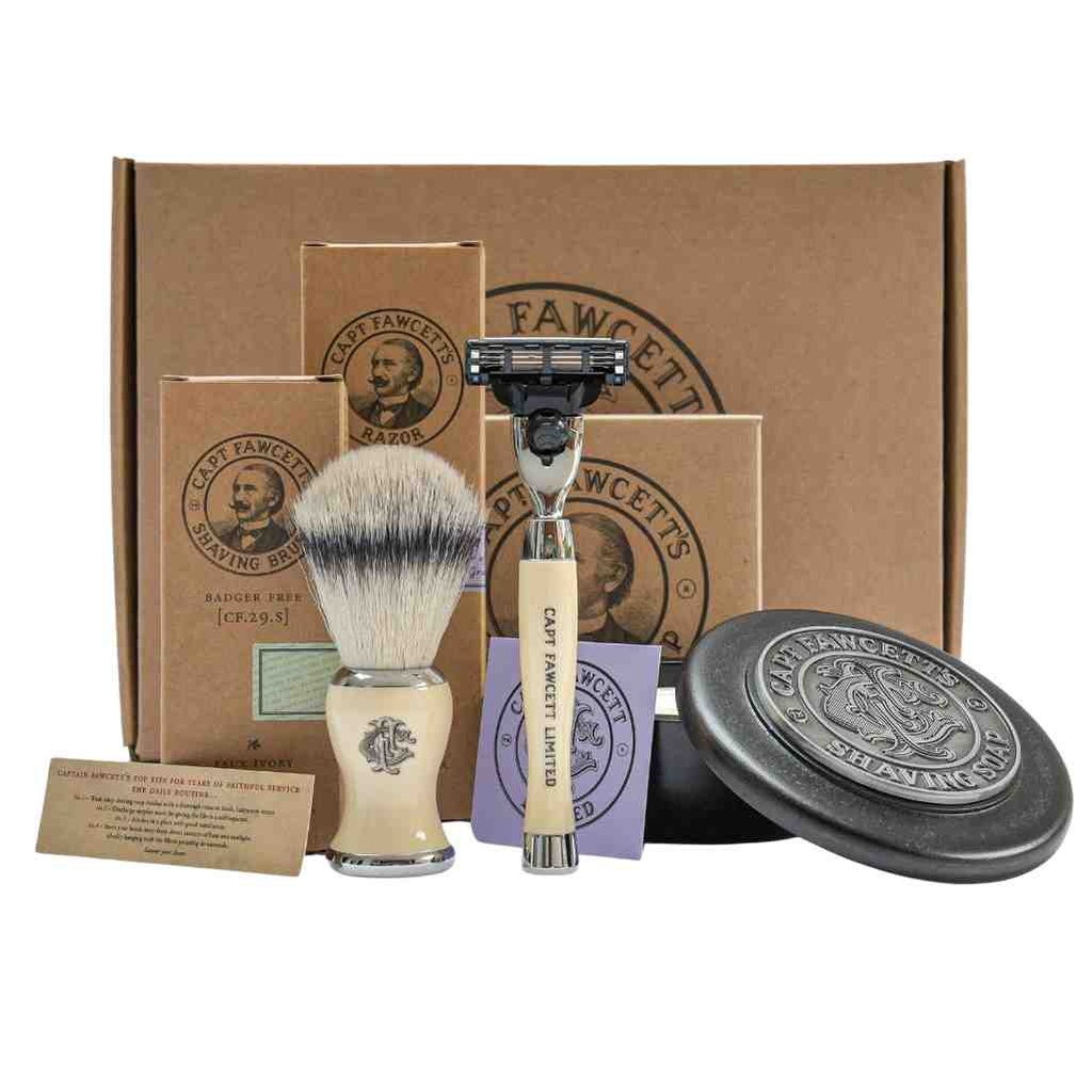 CAPTAIN FAWCETT Coffret cadeau avec blaireau, rasoir de sûreté artisanal et savon à raser luxueux